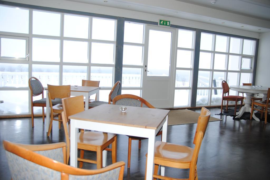 Hotel Sveinbjarnargerdi Svalbarthseyri Екстериор снимка