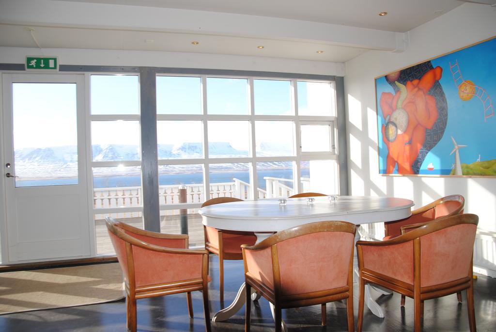 Hotel Sveinbjarnargerdi Svalbarthseyri Екстериор снимка