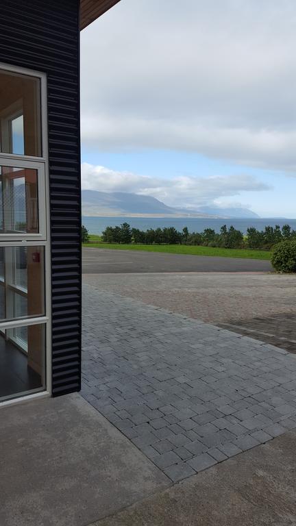 Hotel Sveinbjarnargerdi Svalbarthseyri Екстериор снимка