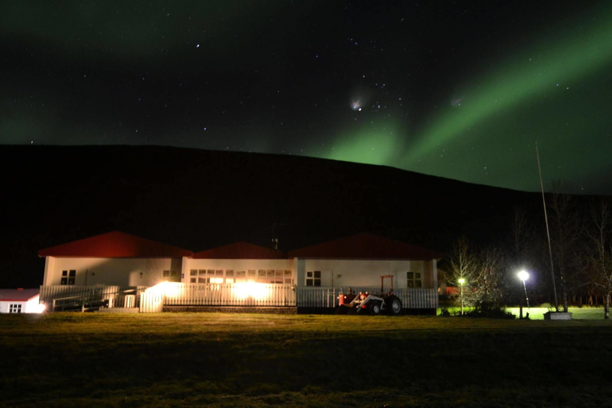 Hotel Sveinbjarnargerdi Svalbarthseyri Екстериор снимка